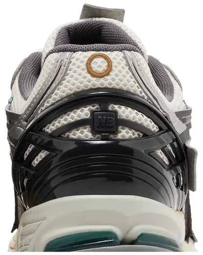 New Balance 1906A 'Silver Gold Metallic'