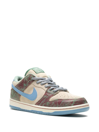 Nike Dunk SB Crenshaw Skate Club