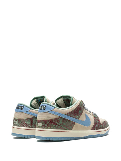 Nike Dunk SB Crenshaw Skate Club