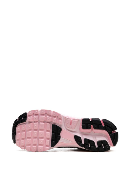 Nike Zoom Vomero 5 Pink