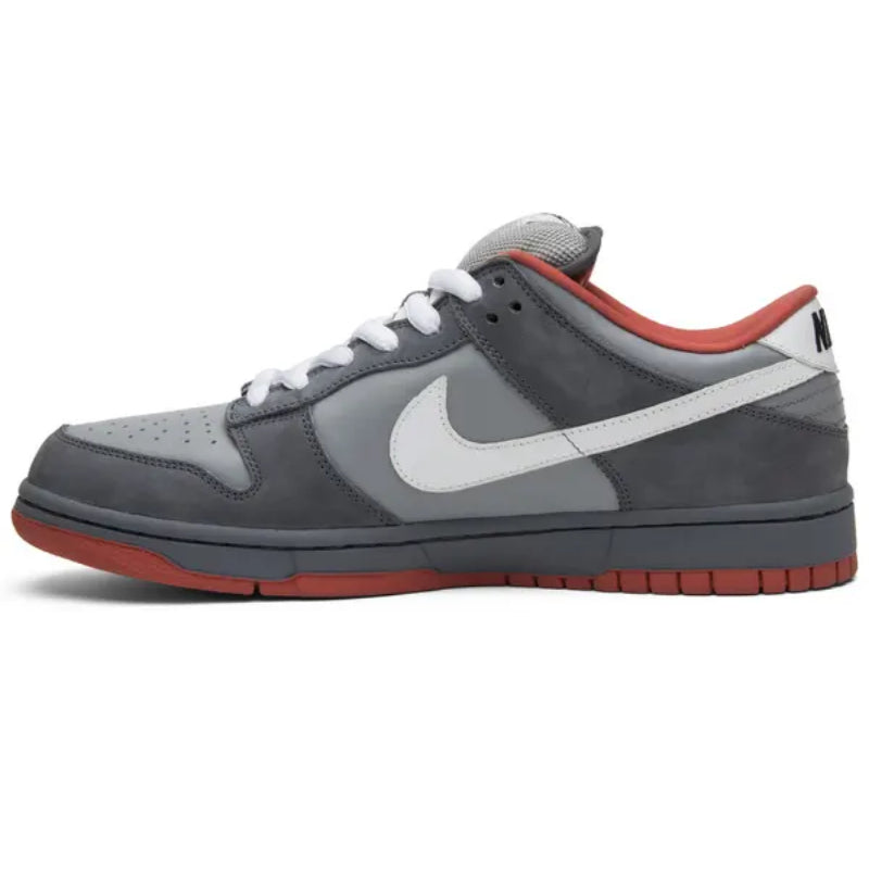 Jeff Staple x Nike Dunk Low Pro SB 'Pigeon'