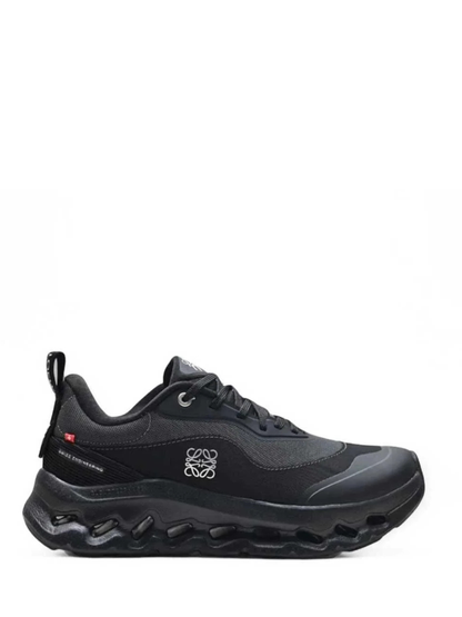 On Cloud Running x Loewe – black