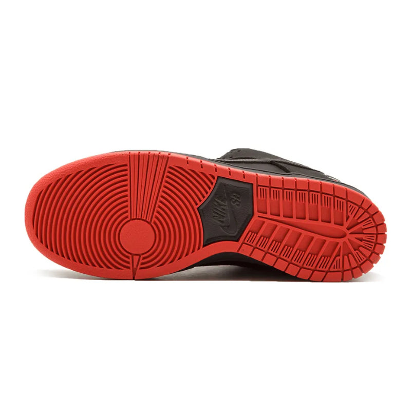 Nike SB Dunk Low TRD QS "Black Pigeon" sneakers